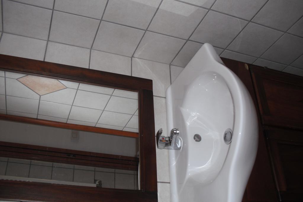 Azienda Multifunzionale S'Ozastro マリネッラ 部屋 写真